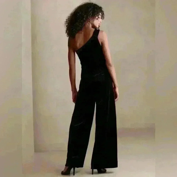 BANANA REPUBLIC NWT BLACK VELVET ONE SHOULDER MAXI JUMPSUIT Petite Large - Picture 3 of 14